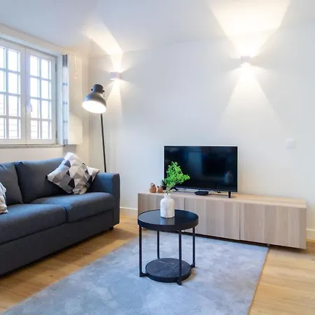 Caldeireiros 95 - G Apartamento *
